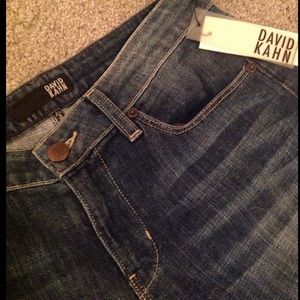 😊🎁NWT David Kahn Nikki StraightLeg Jean 29